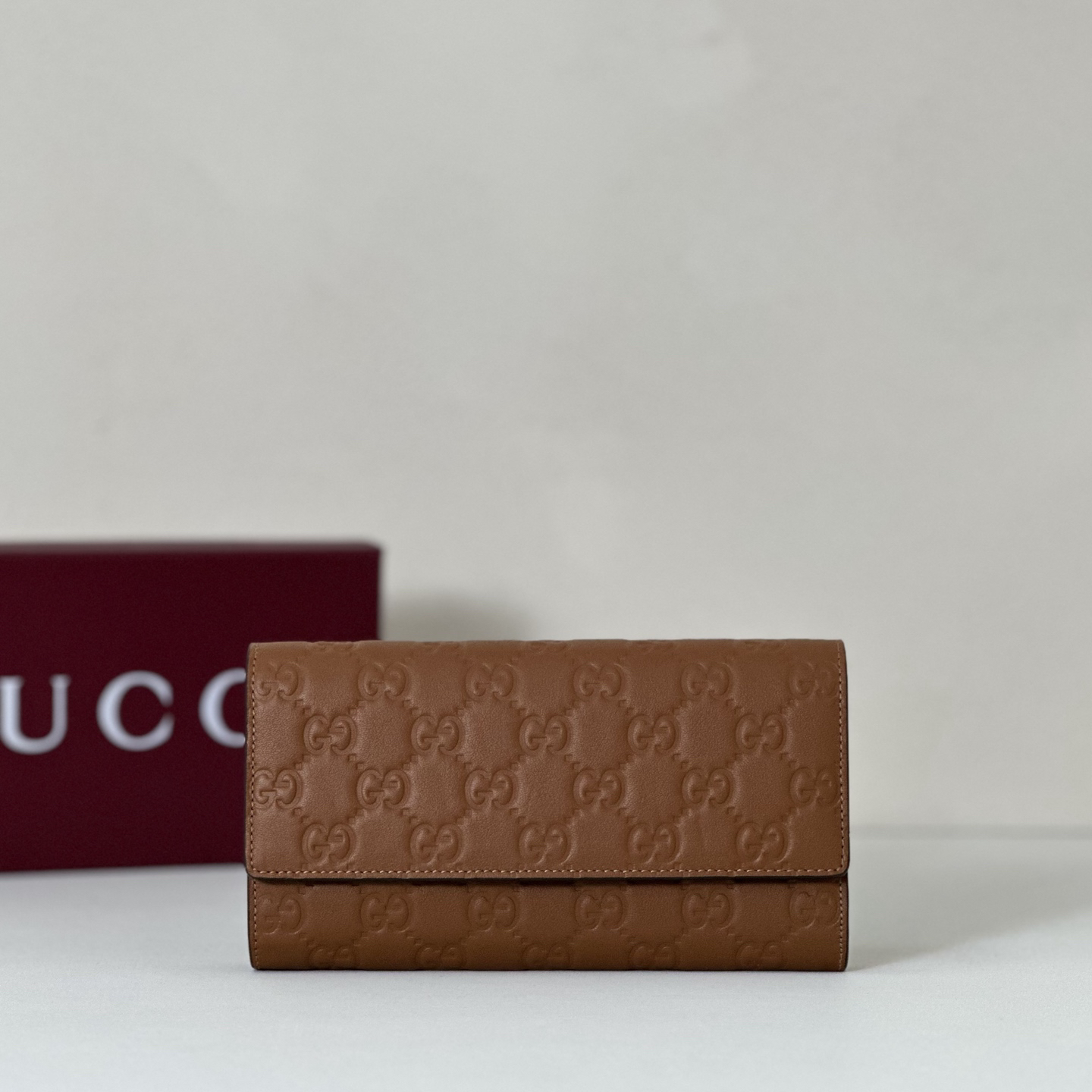 GUCCI グッチ エンブレム コレクション 847210 アンコラレッド 押し花 レディースバッグ