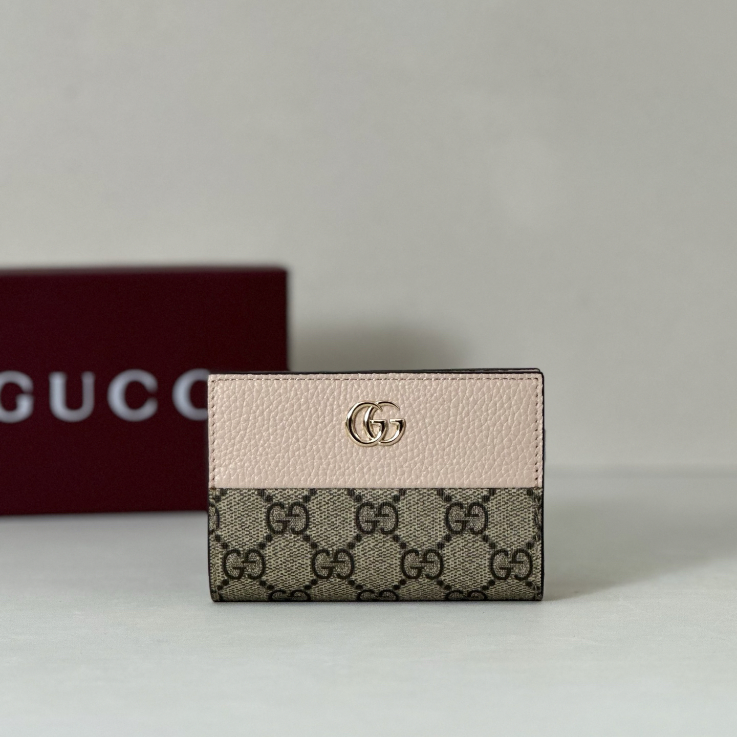 グッチ「Gucci」772738 レディース ラウンドファスナー長財布