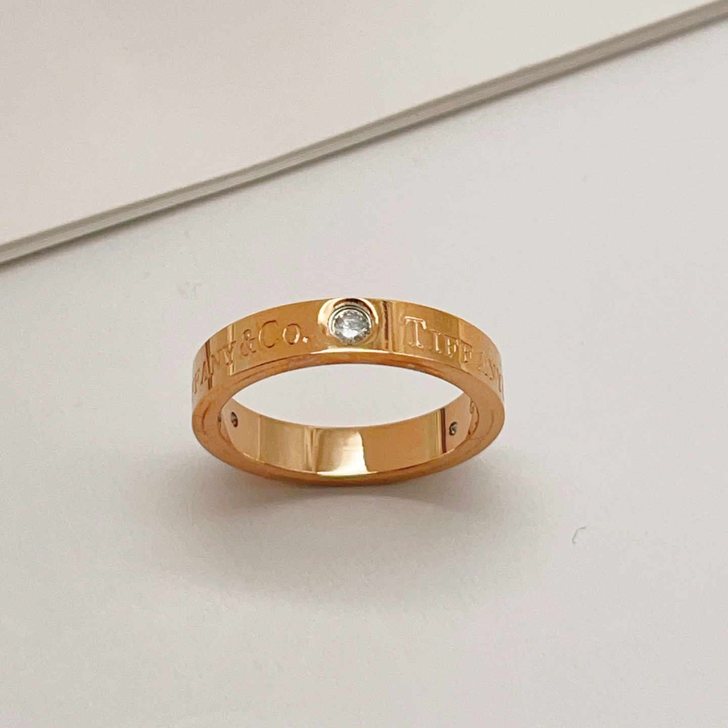 TIFFANY & Co. 最新作 リング 代金引換可