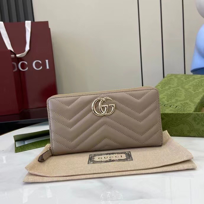 グッチ「Gucci」レディース ラウンドファスナー長財布
