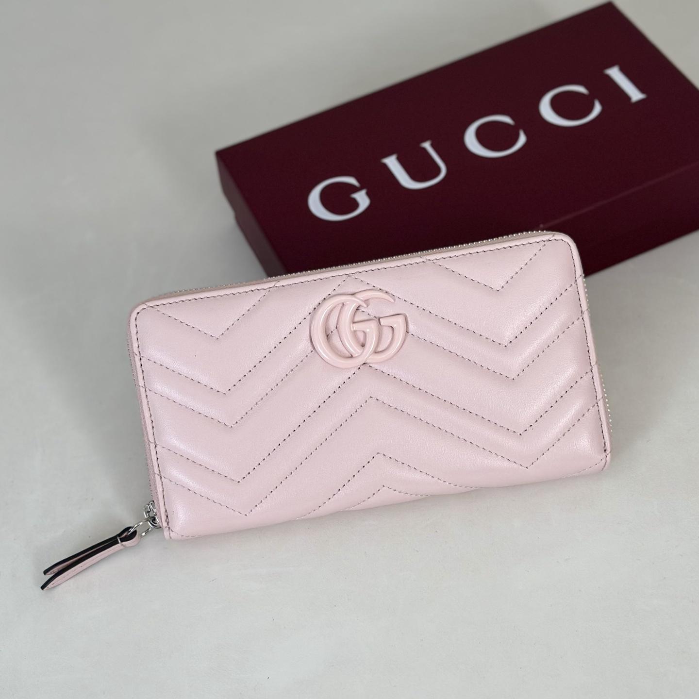 グッチ「Gucci」レディース ラウンドファスナー長財布