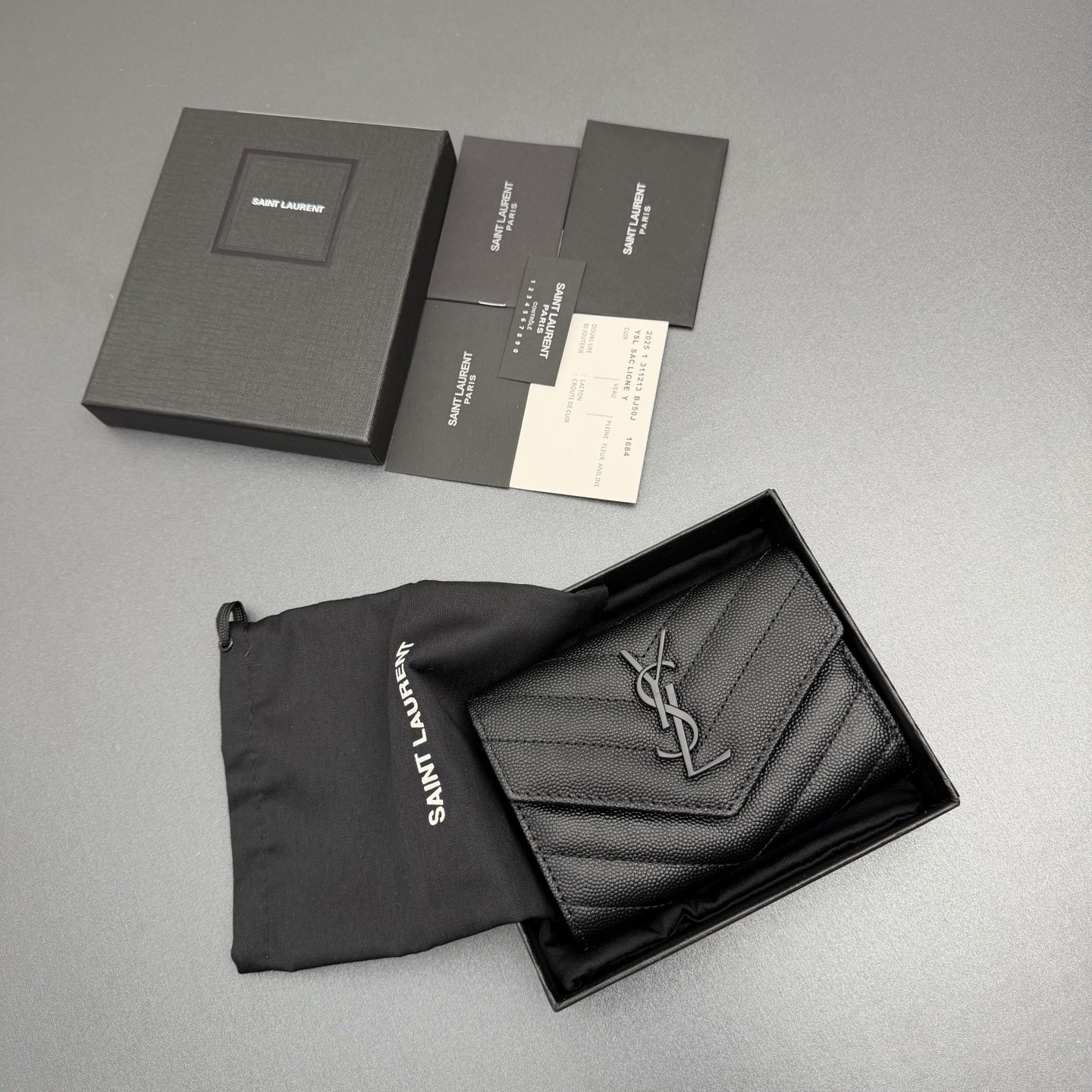 サンローラン「Saint Laurent」レザーポケットウォレット