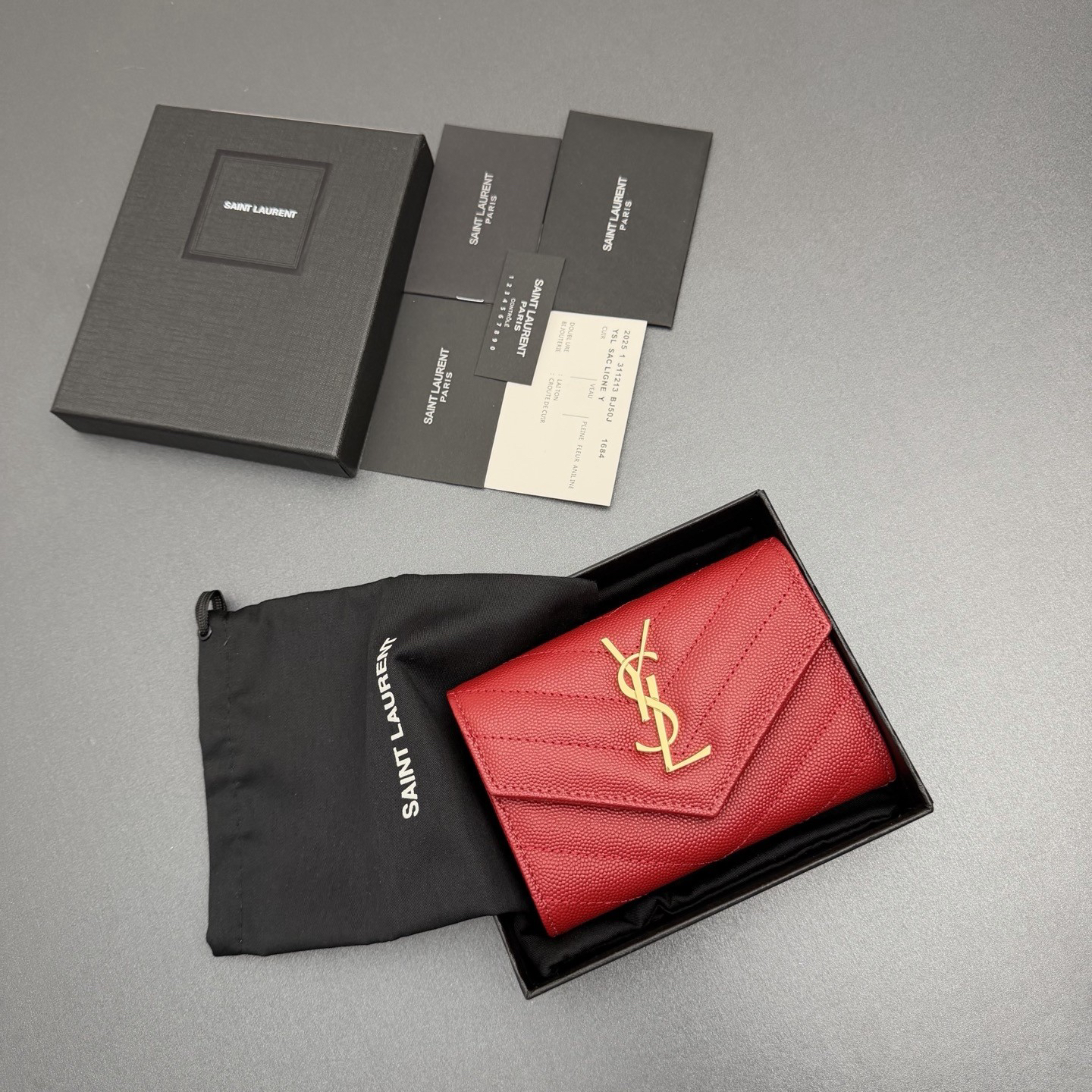 サンローラン「Saint Laurent」レザーポケットウォレット