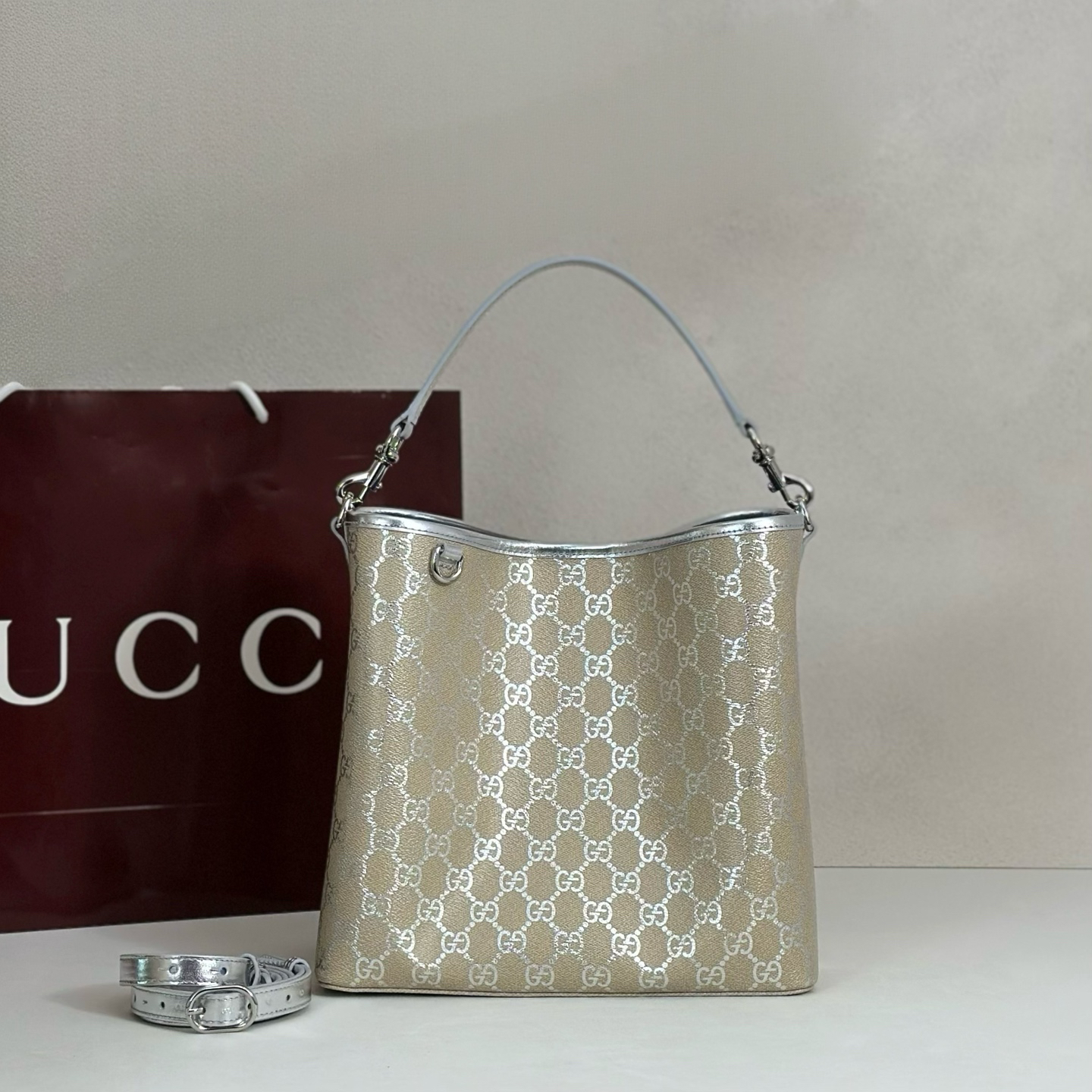 GUCCI 815103 ダニエラ トート バンブー 人気モデル レディース ハンドバッグ