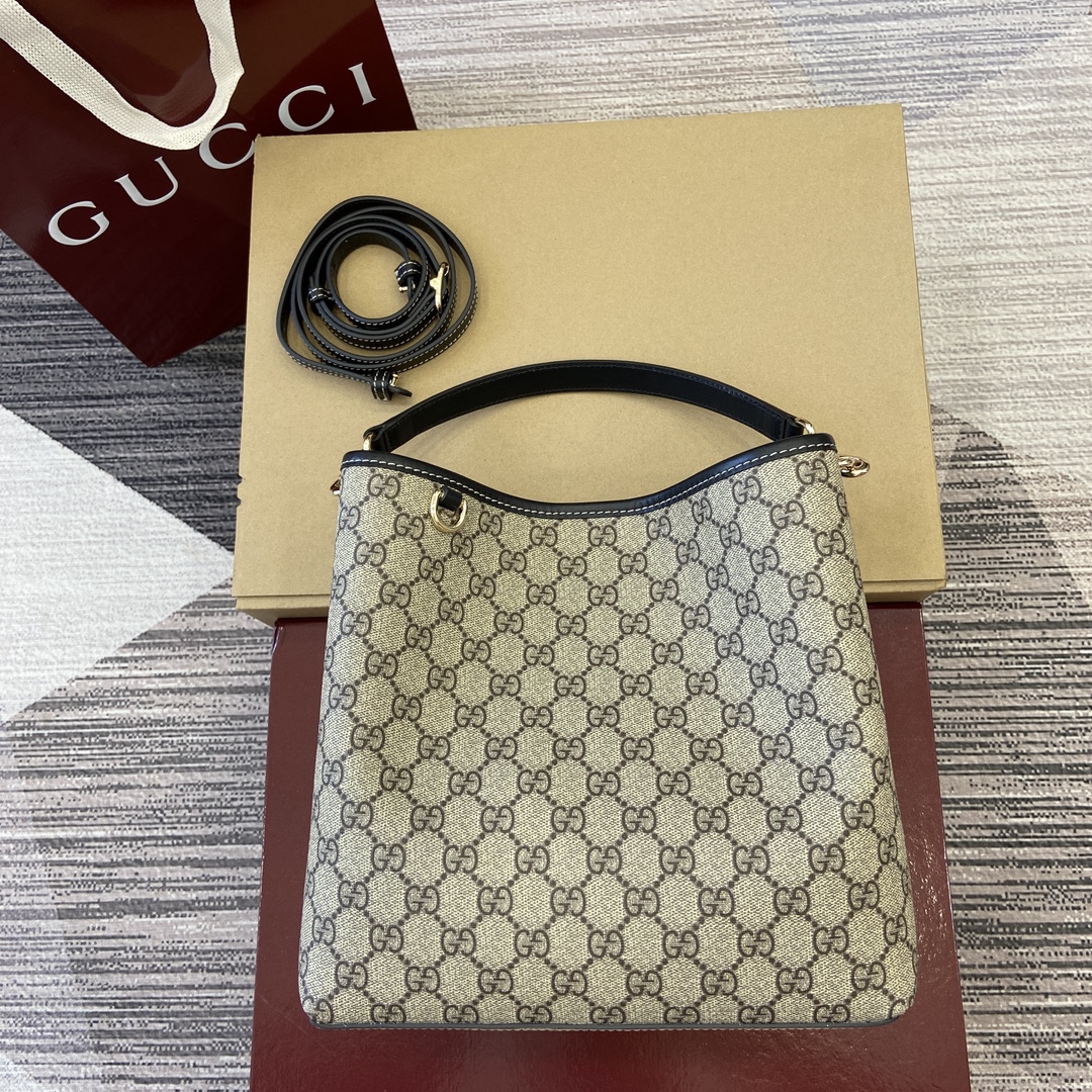 GUCCI 815103 ダニエラ トート バンブー 人気モデル レディース ハンドバッグ