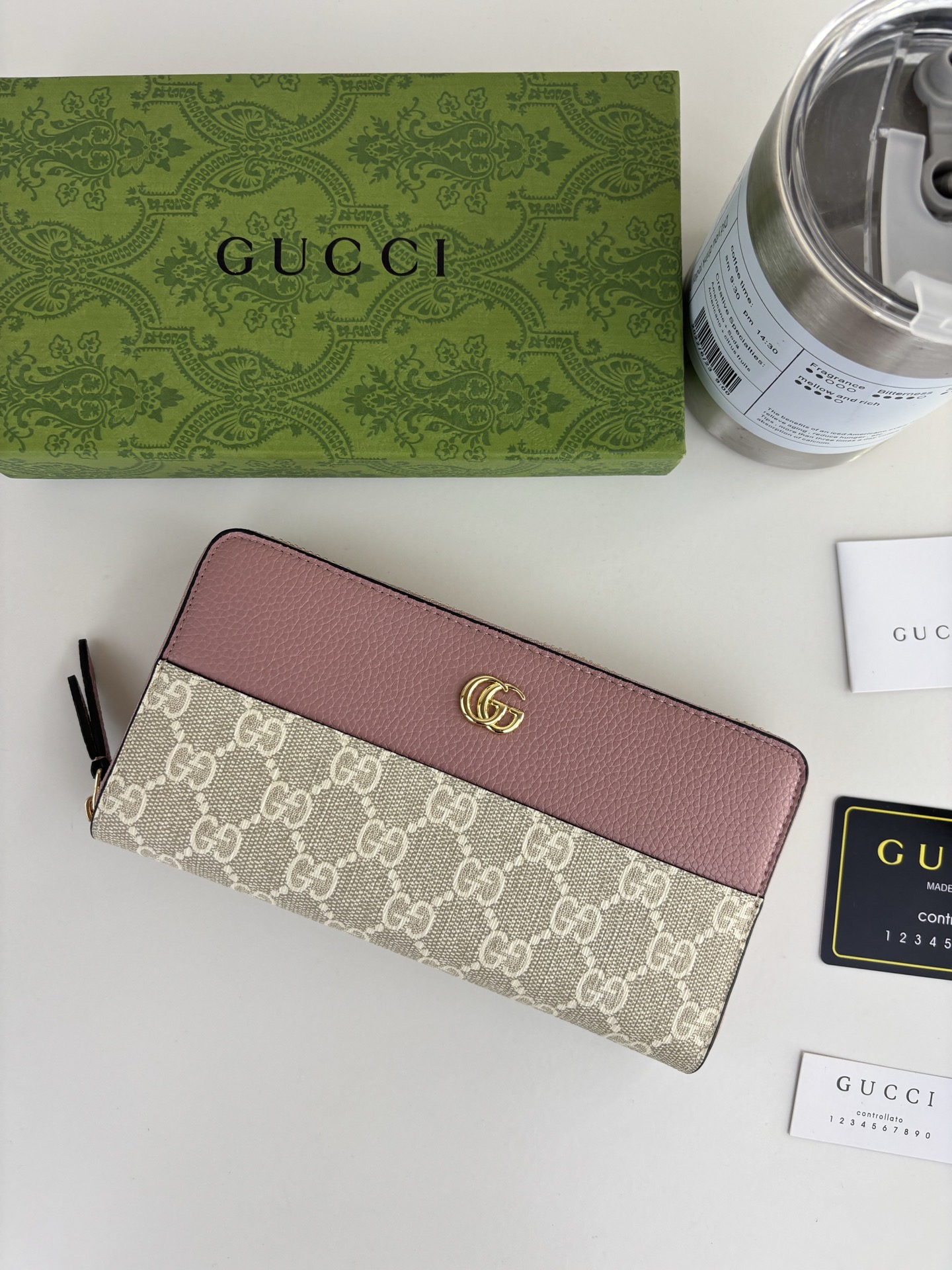 グッチ「Gucci」レディース ラウンドファスナー長財布