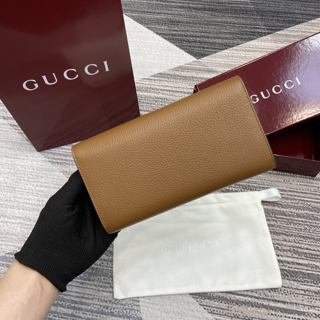 GUCCI グッチ ソフトビット コレクション 828147 ホワイト カーフスキン レディース長財布