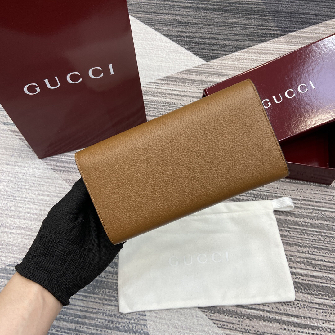 GUCCI グッチ ソフトビット コレクション 828147 ホワイト カーフスキン レディース長財布