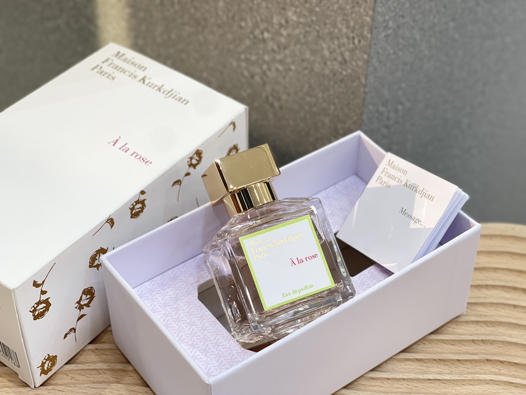 クロエ Chloe 香水 ギフト プレゼント 女性に人気 上品な香り 代金引換可