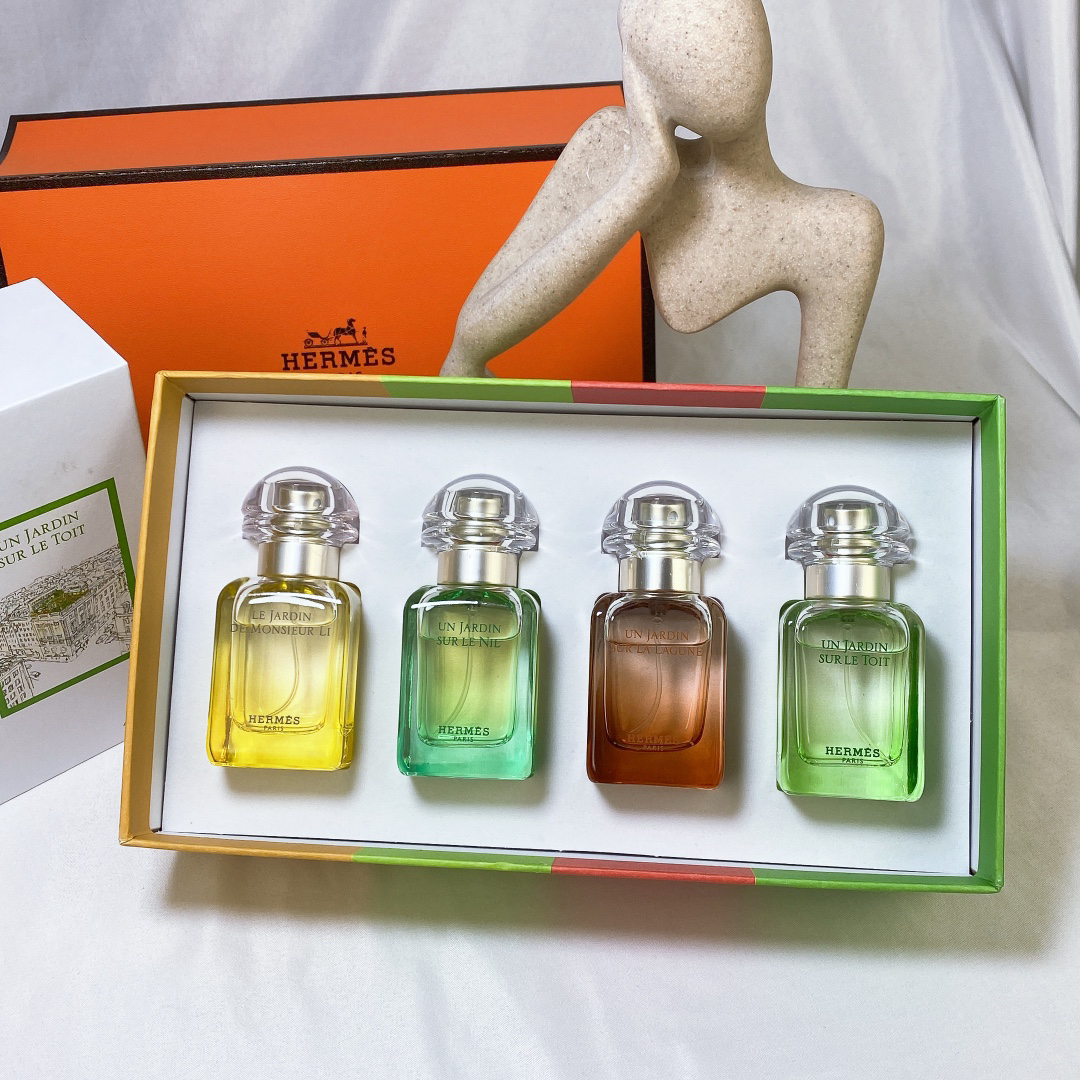 【エルメス】HERMÈS   4X30ml 香水（こうすい）レディース / メンズ 送料無料 代金引換