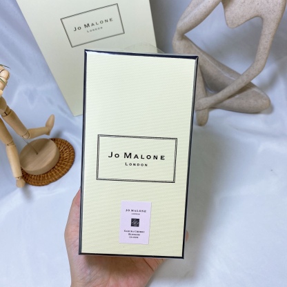 Jo Malone London ジョーマローン コロン 100ml 人気香水 ユニセックス ギフト 成人向け 代金引換対応可