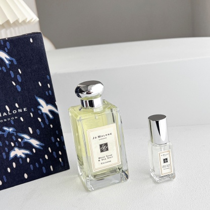 Jo Malone London ジョーマローン ウッドセージ＆シーソルト 2 点セット 100ml+9ml ボトル + ミニ ユニセックス 彼氏香 ボーイフレンドフレグランス ギフト 代金引換対応可