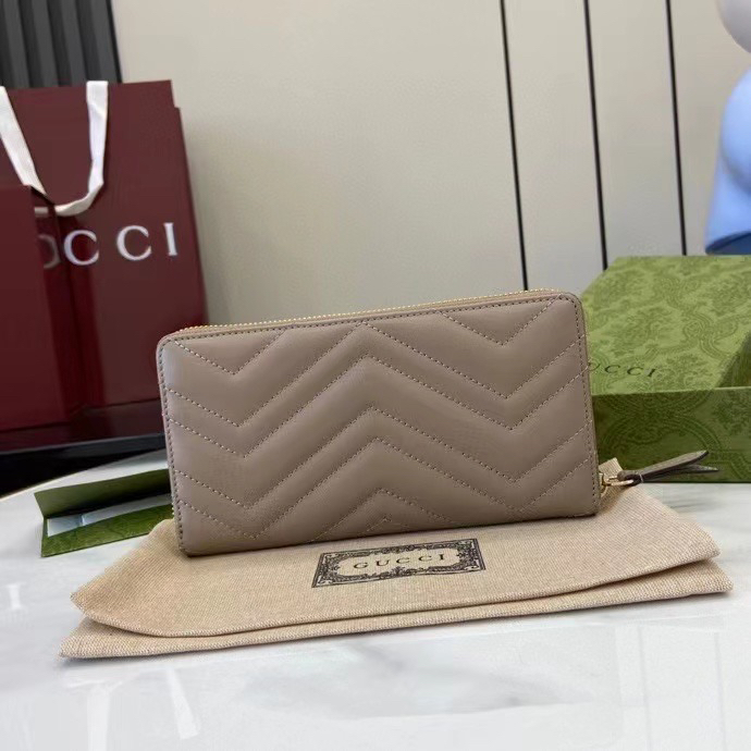 グッチ「Gucci」レディース ラウンドファスナー長財布