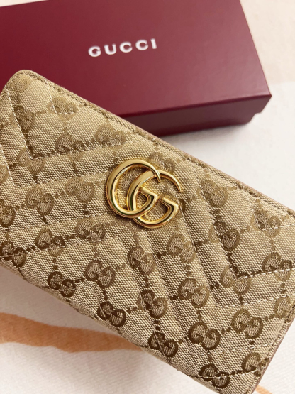 グッチ「Gucci」レディース ラウンドファスナー長財布