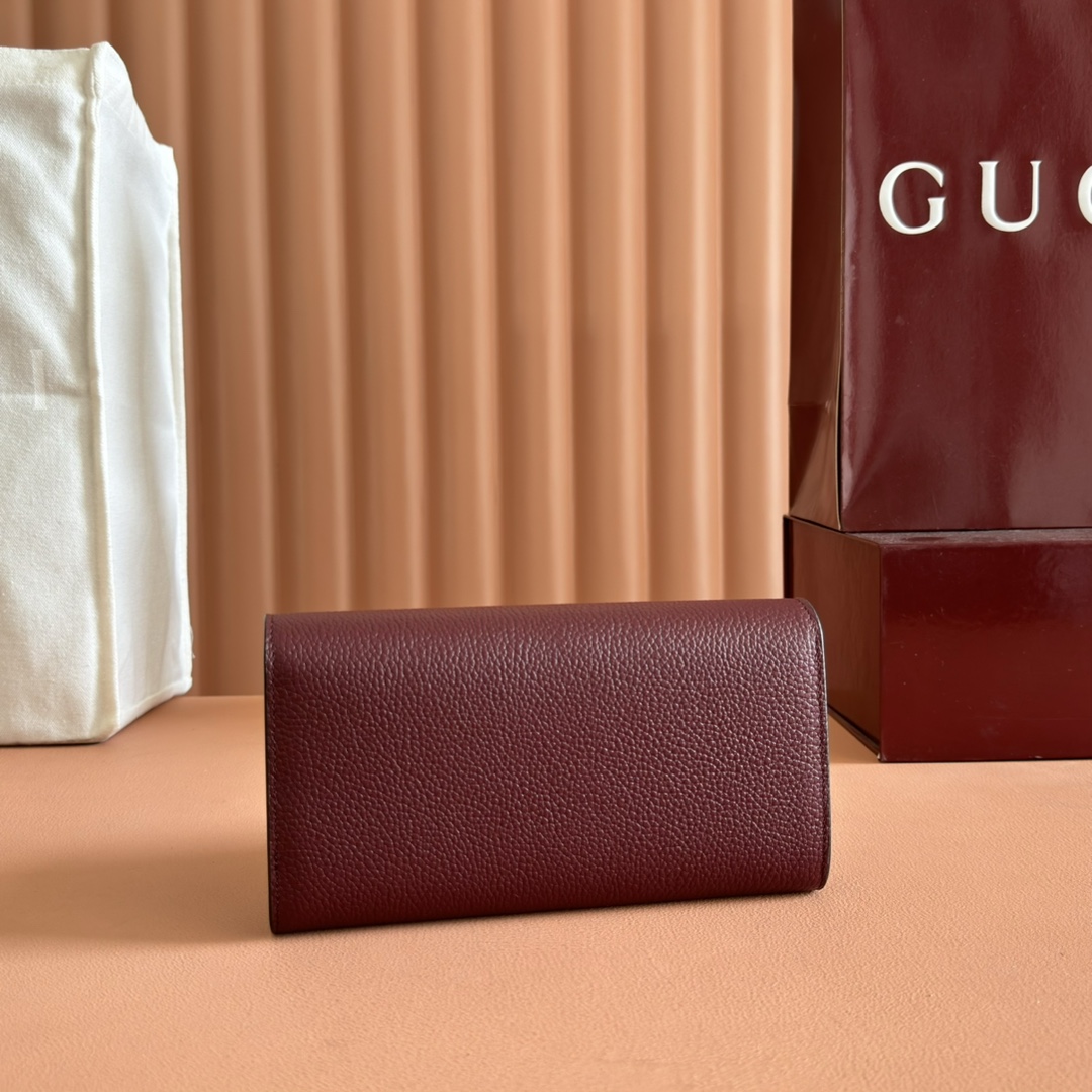 GUCCI グッチ ソフトビット コレクション 828147 ホワイト カーフスキン レディース長財布