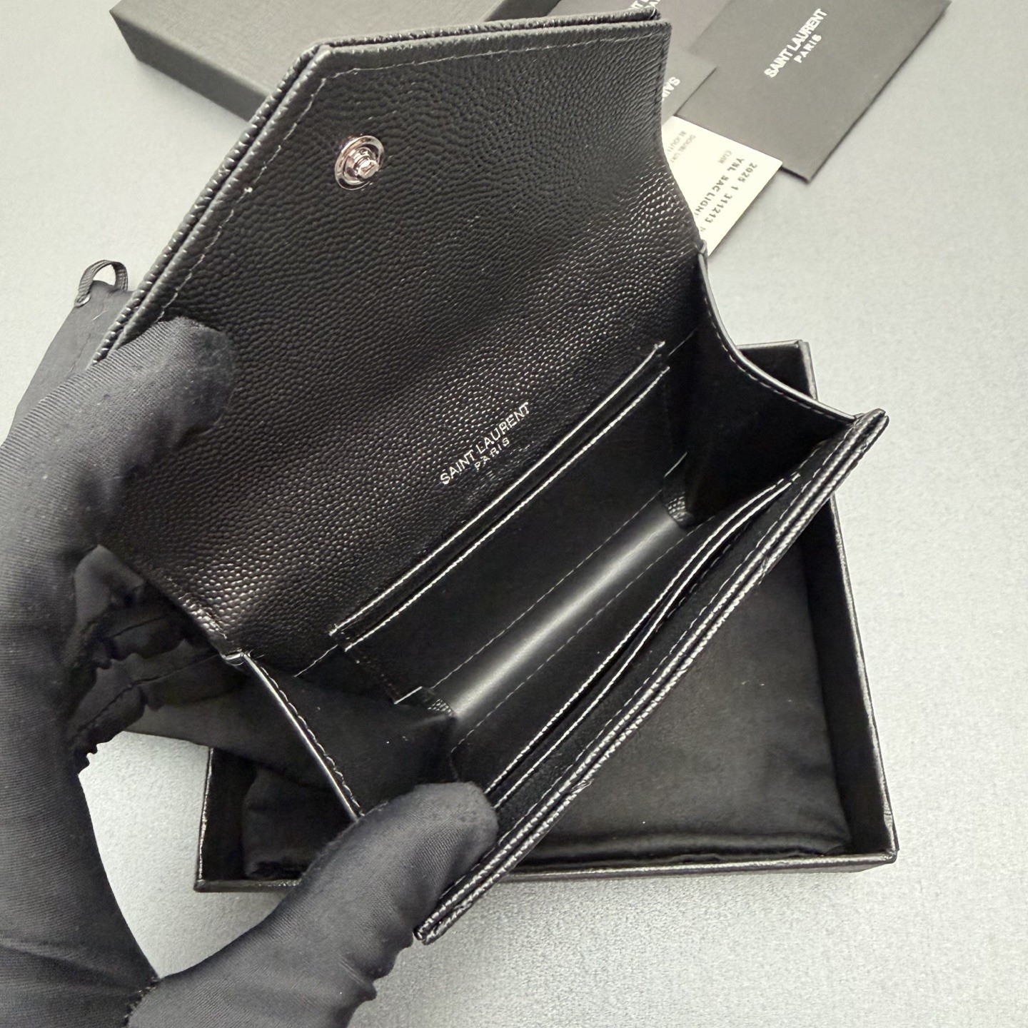 サンローラン「Saint Laurent」レザーポケットウォレット