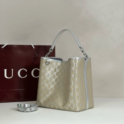 GUCCI 815103 ダニエラ トート バンブー 人気モデル レディース ハンドバッグ