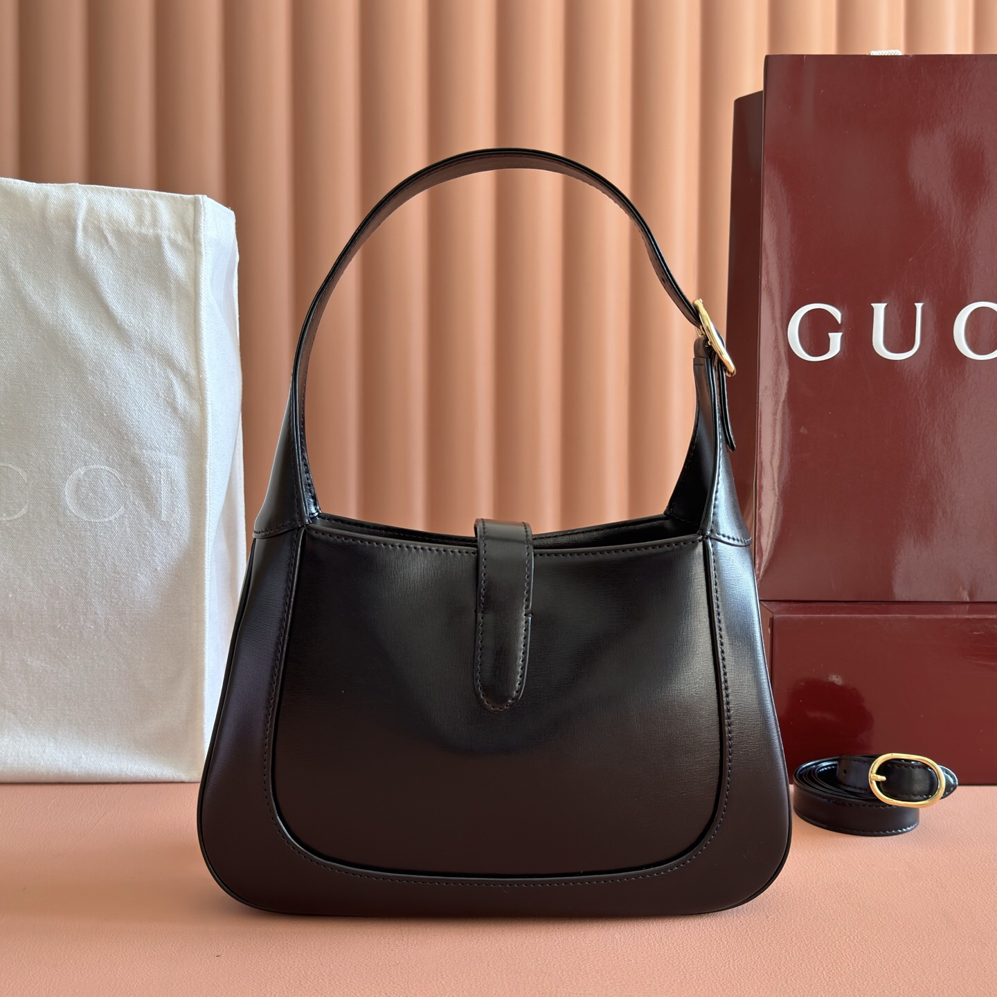 グッチ GUCCI 636709 ハンドバッグ レディース ブランド 正規品 代金引換可