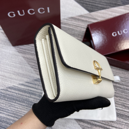 GUCCI グッチ ソフトビット コレクション 828147 ホワイト カーフスキン レディース長財布