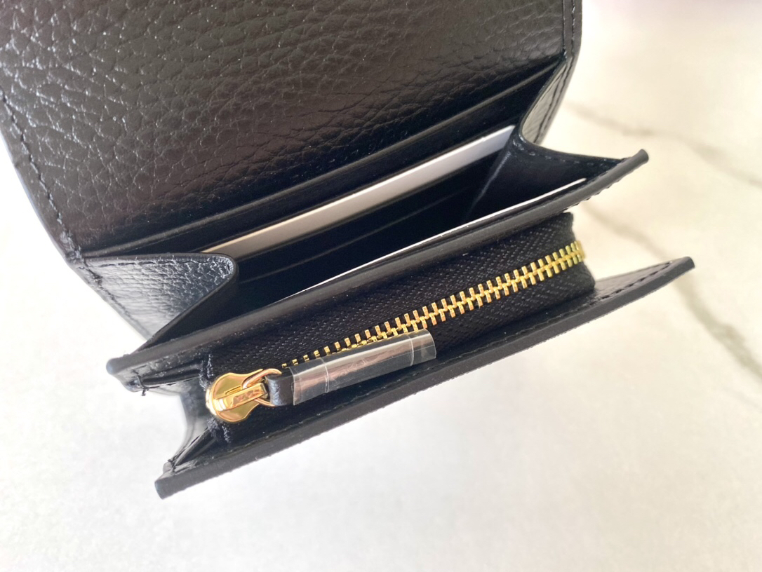 グッチ「Gucci」598587 レディース ラウンドファスナー長財布