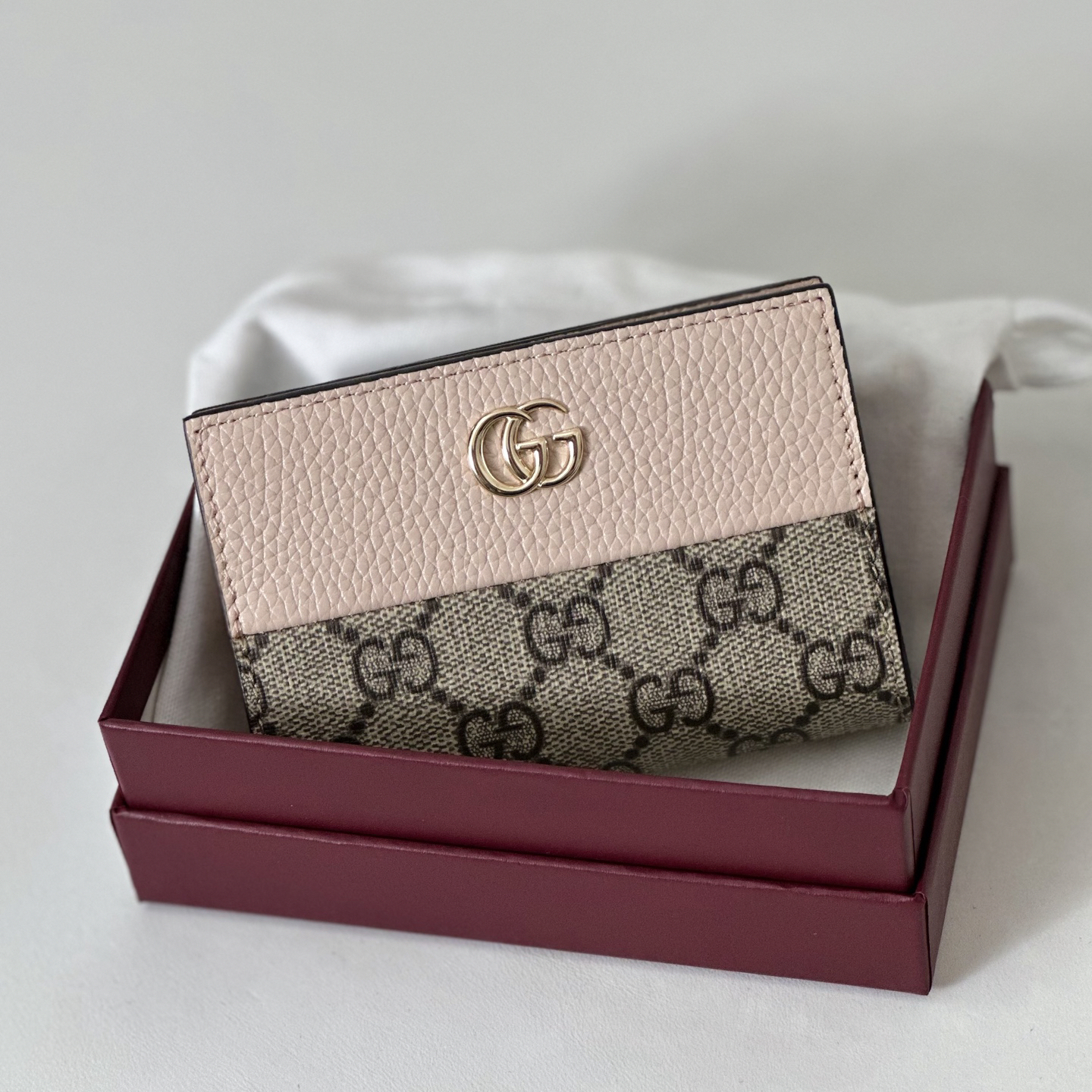 グッチ「Gucci」772738 レディース ラウンドファスナー長財布