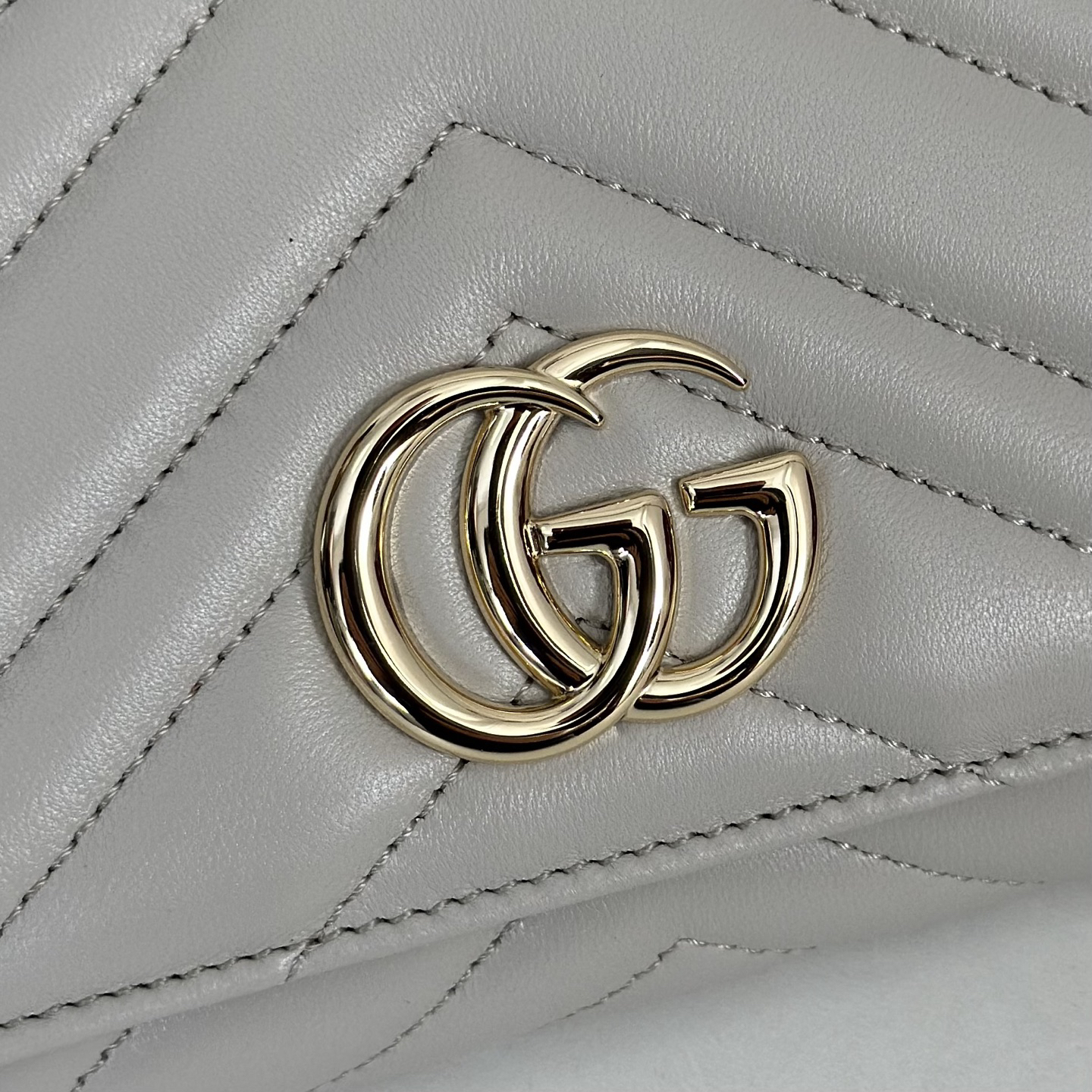 グッチ「Gucci」 443436  レディース ラウンドファスナー長財布