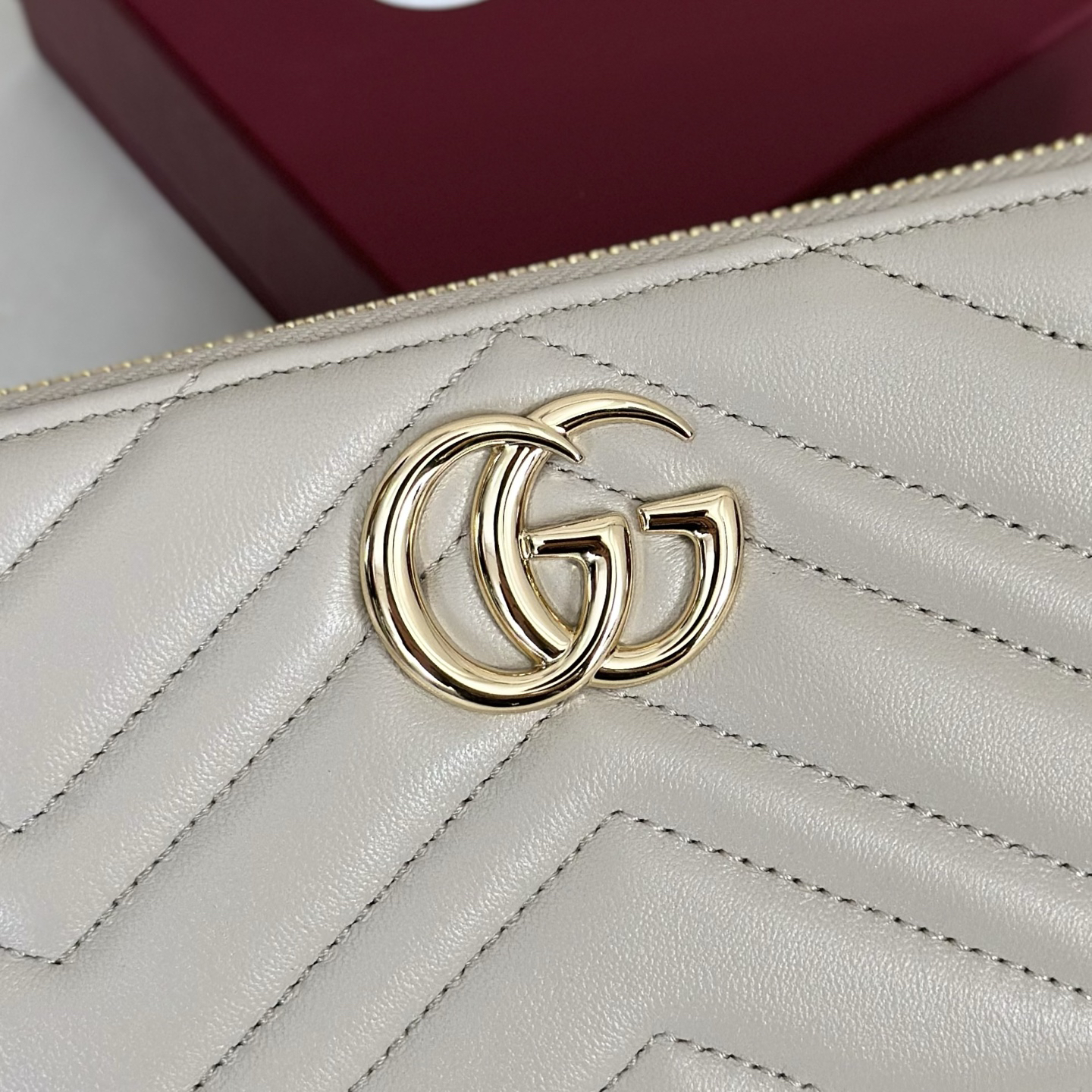 グッチ「Gucci」レディース ラウンドファスナー長財布