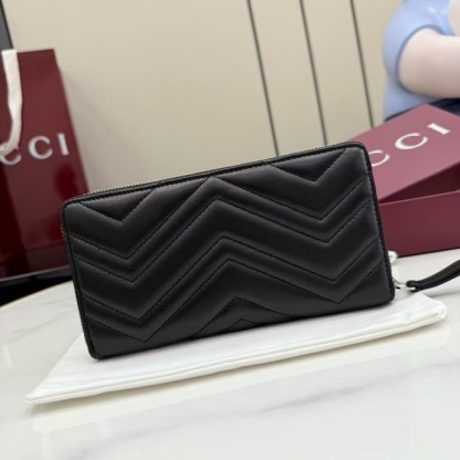 グッチ「Gucci」レディース ラウンドファスナー長財布