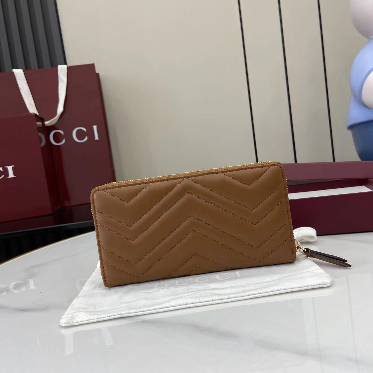 グッチ「Gucci」レディース ラウンドファスナー長財布