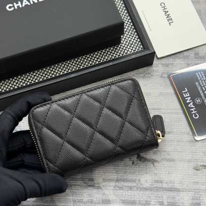 シャネル「Chanel」レザーポケットウォレット