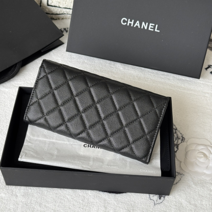 シャネル「Chanel」レザーポケットウォレット