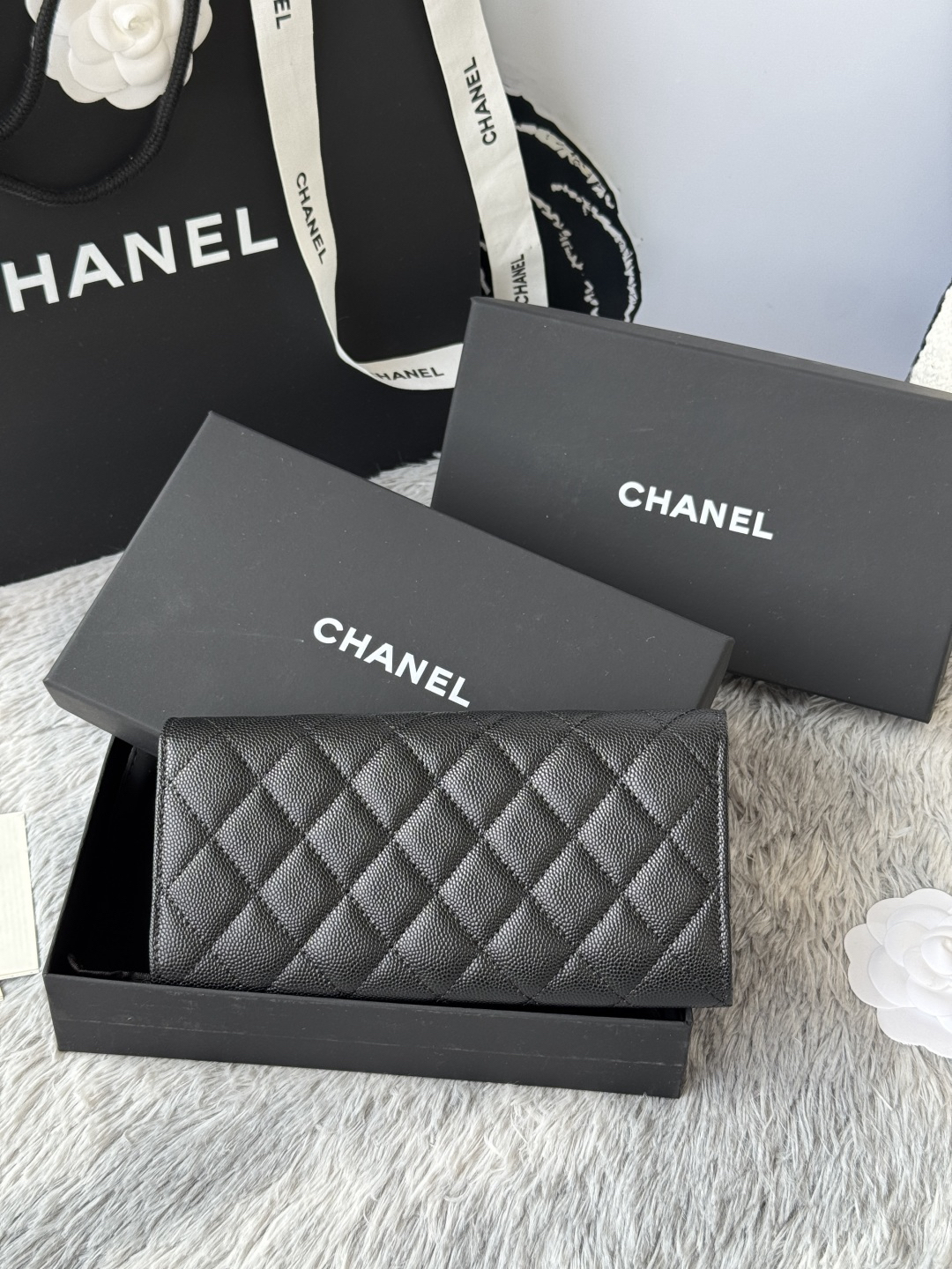 シャネル「Chanel」レザーポケットウォレット