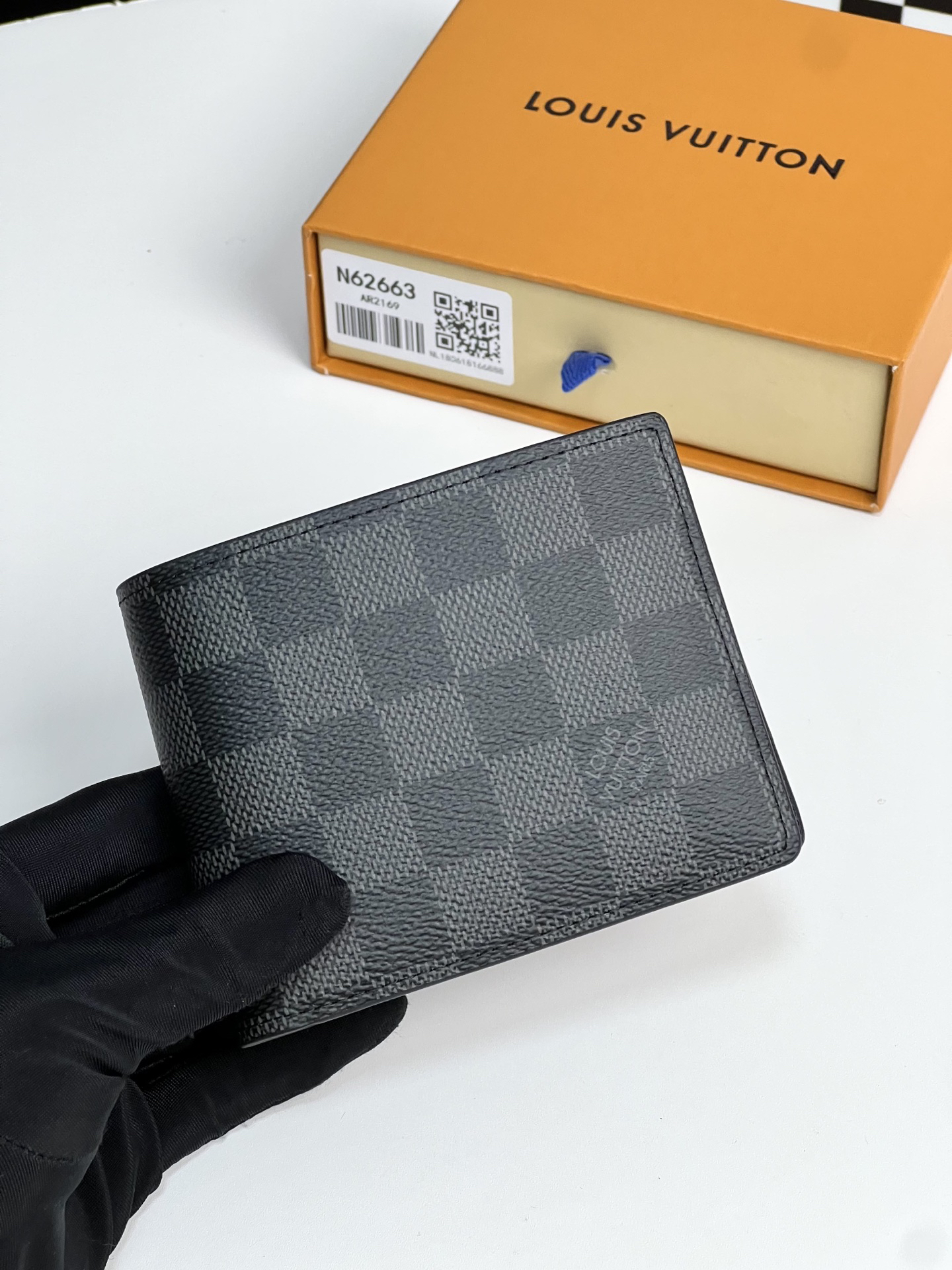 ルイ・ヴィトン「Louis Vuitton」レザーポケットウォレット