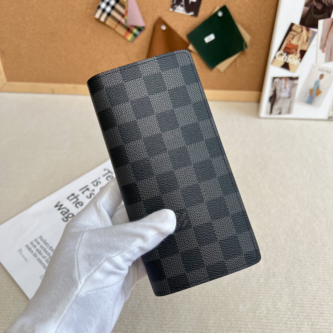 ルイ・ヴィトン「Louis Vuitton」レザーポケットウォレット