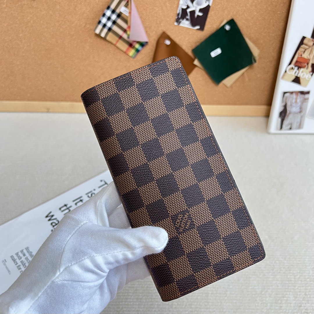 ルイ・ヴィトン「Louis Vuitton」レザーポケットウォレット