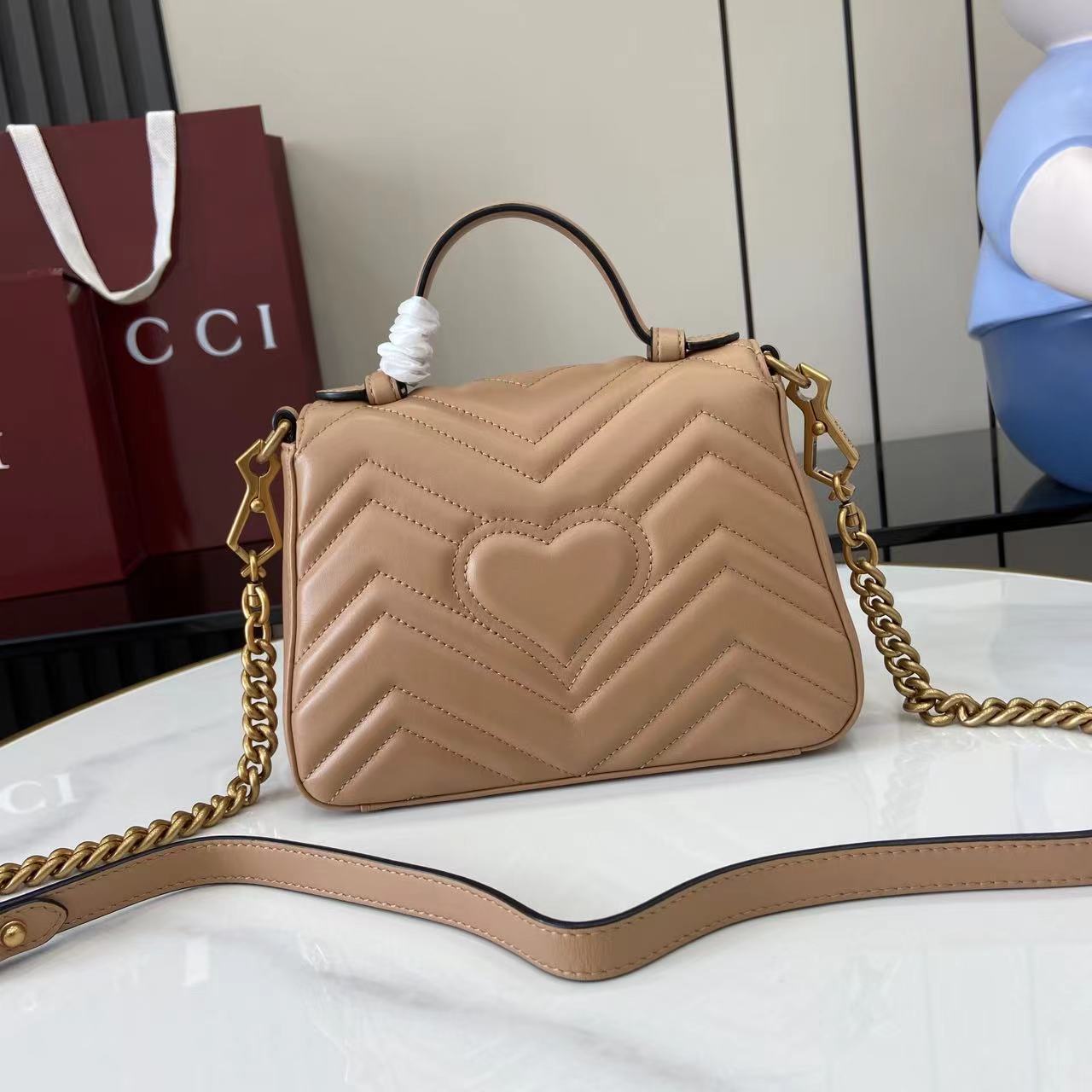 グッチ GUCCI 547260 ハンドバッグ レディース ブランド 正規品 代金引換可