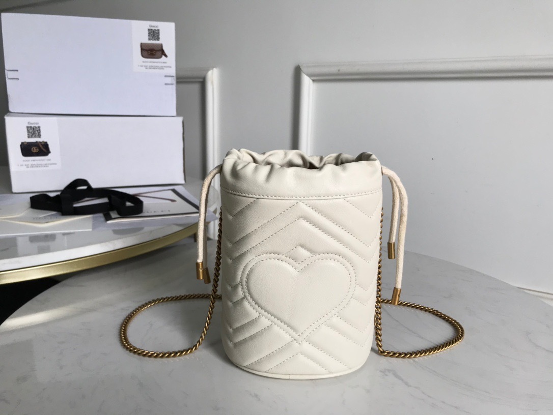 グッチ GUCCI 575163 ハンドバッグ レディース ブランド 正規品 代金引換可