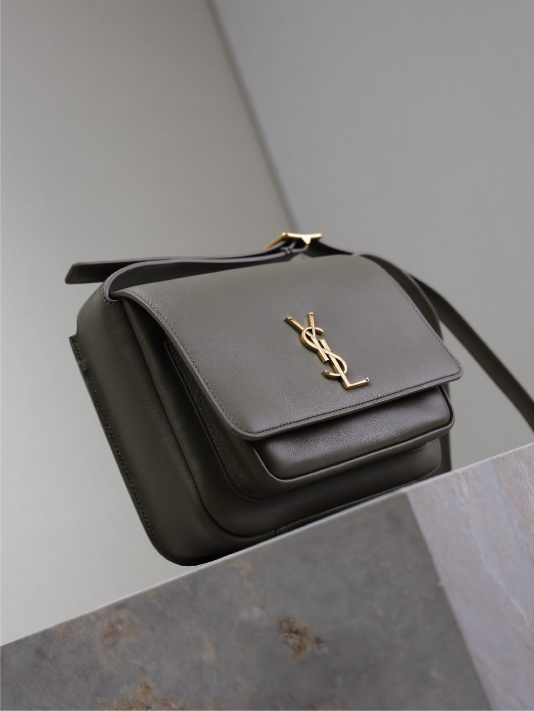 イヴ・サンローラン YSL レディース ファッションバッグ 代金引換可