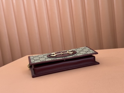 GUCCI グッチ ホースビット 1955 コレクション チェーン付き レディース クラシックキャンバス 長財布