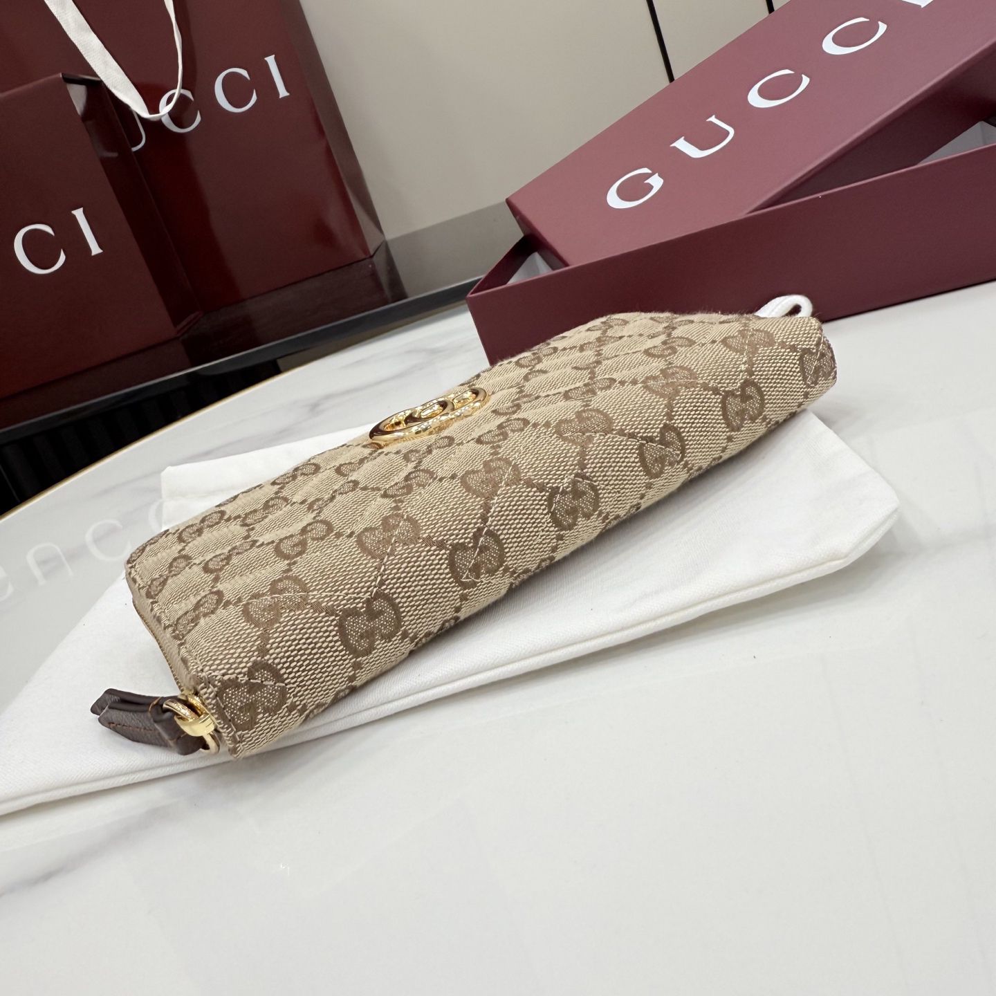 GUCCI グッチ ソフトビット コレクション 828147 ホワイト カーフスキン レディース長財布