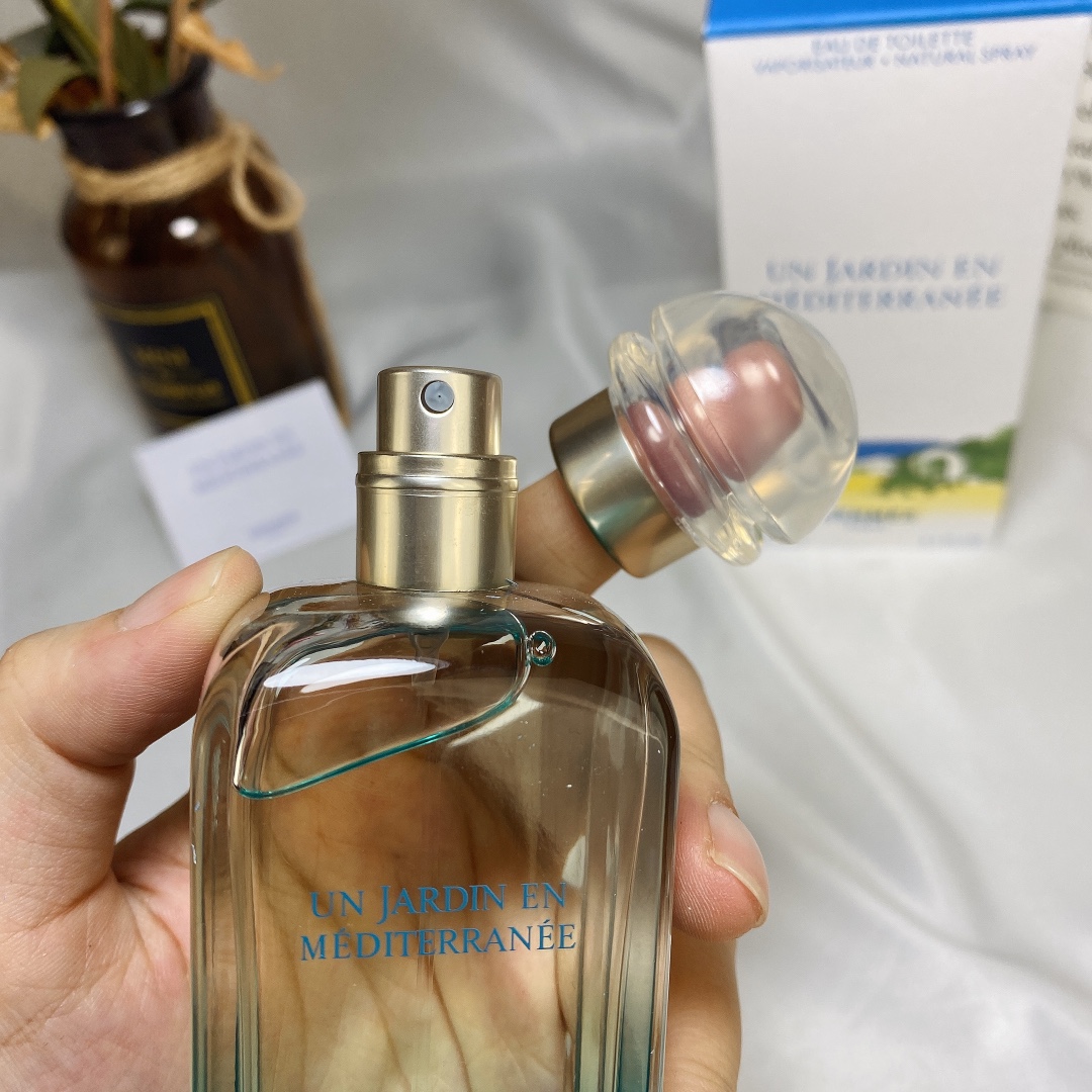 【エルメス】Hermes  100ml 香水（こうすい）レディース / メンズ 送料無料 代金引換