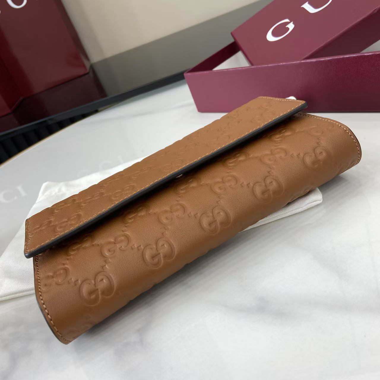 GUCCI グッチ エンブレム コレクション 847210 アンコラレッド 押し花 レディースバッグ