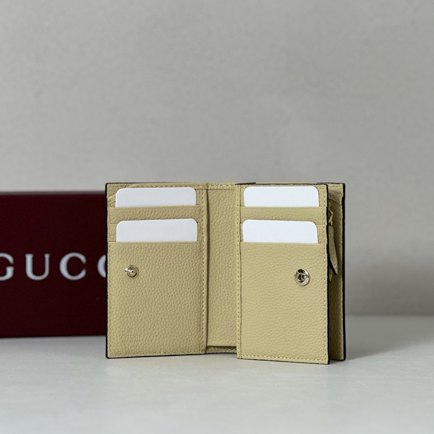 グッチ「Gucci」772738 レディース ラウンドファスナー長財布