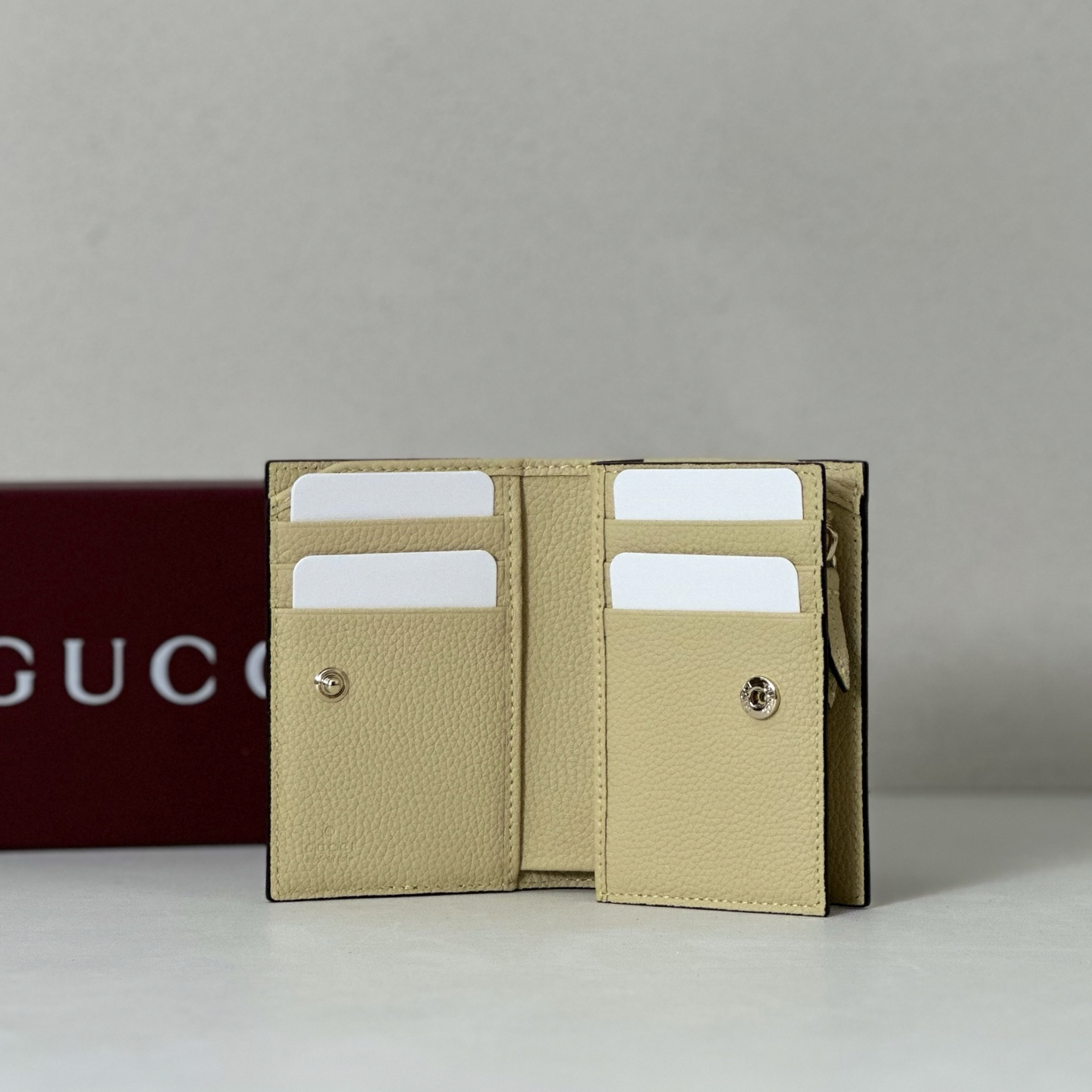 グッチ「Gucci」772738 レディース ラウンドファスナー長財布