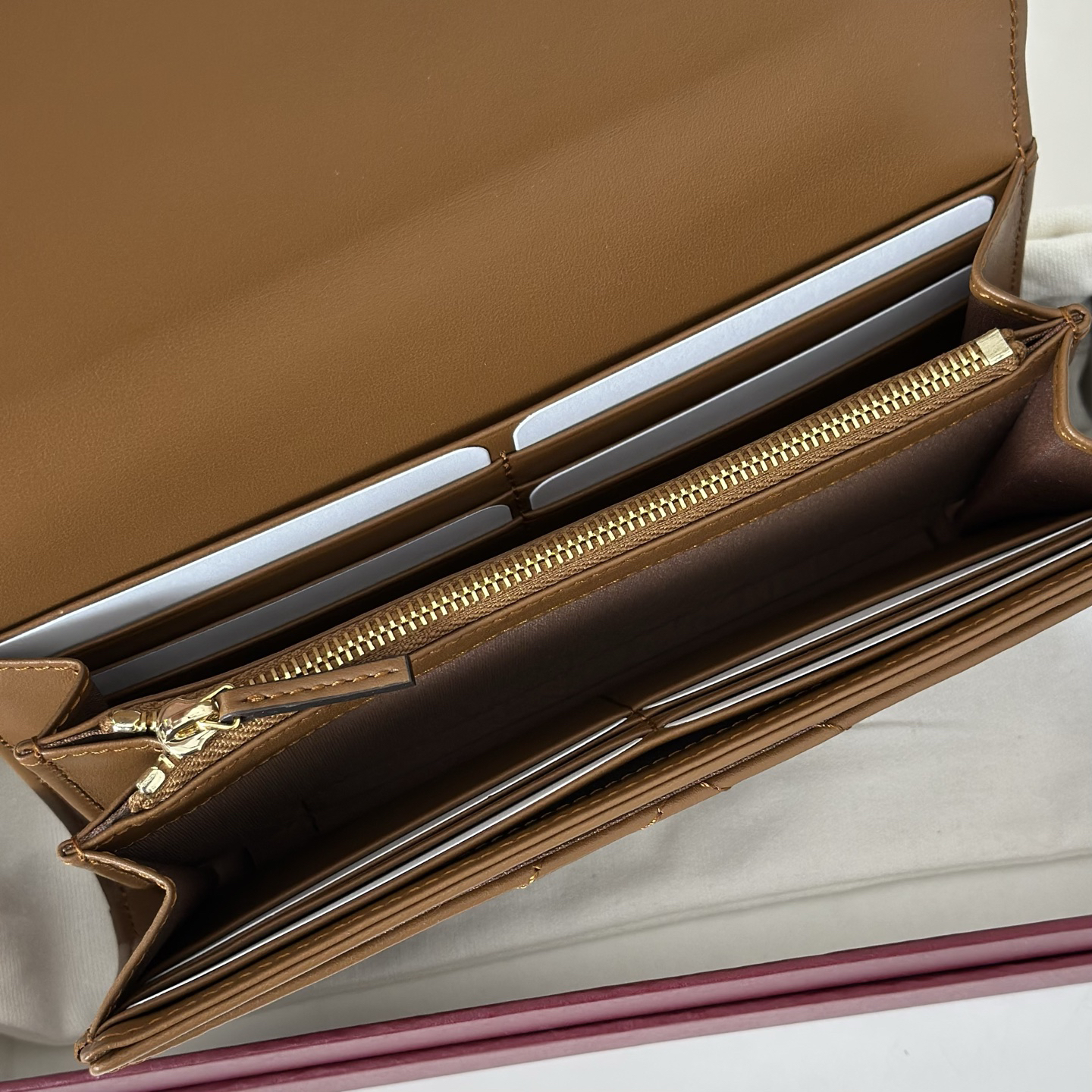 グッチ「Gucci」 443436  レディース ラウンドファスナー長財布 全国送料無料・代金引換対応