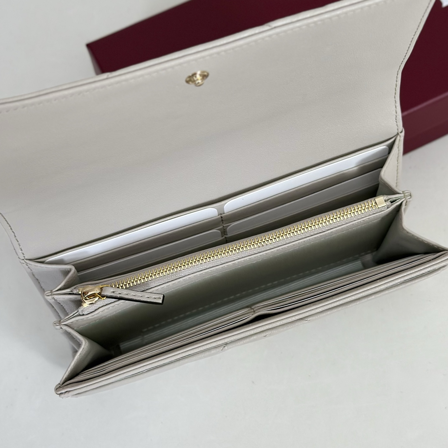 グッチ「Gucci」 443436  レディース ラウンドファスナー長財布