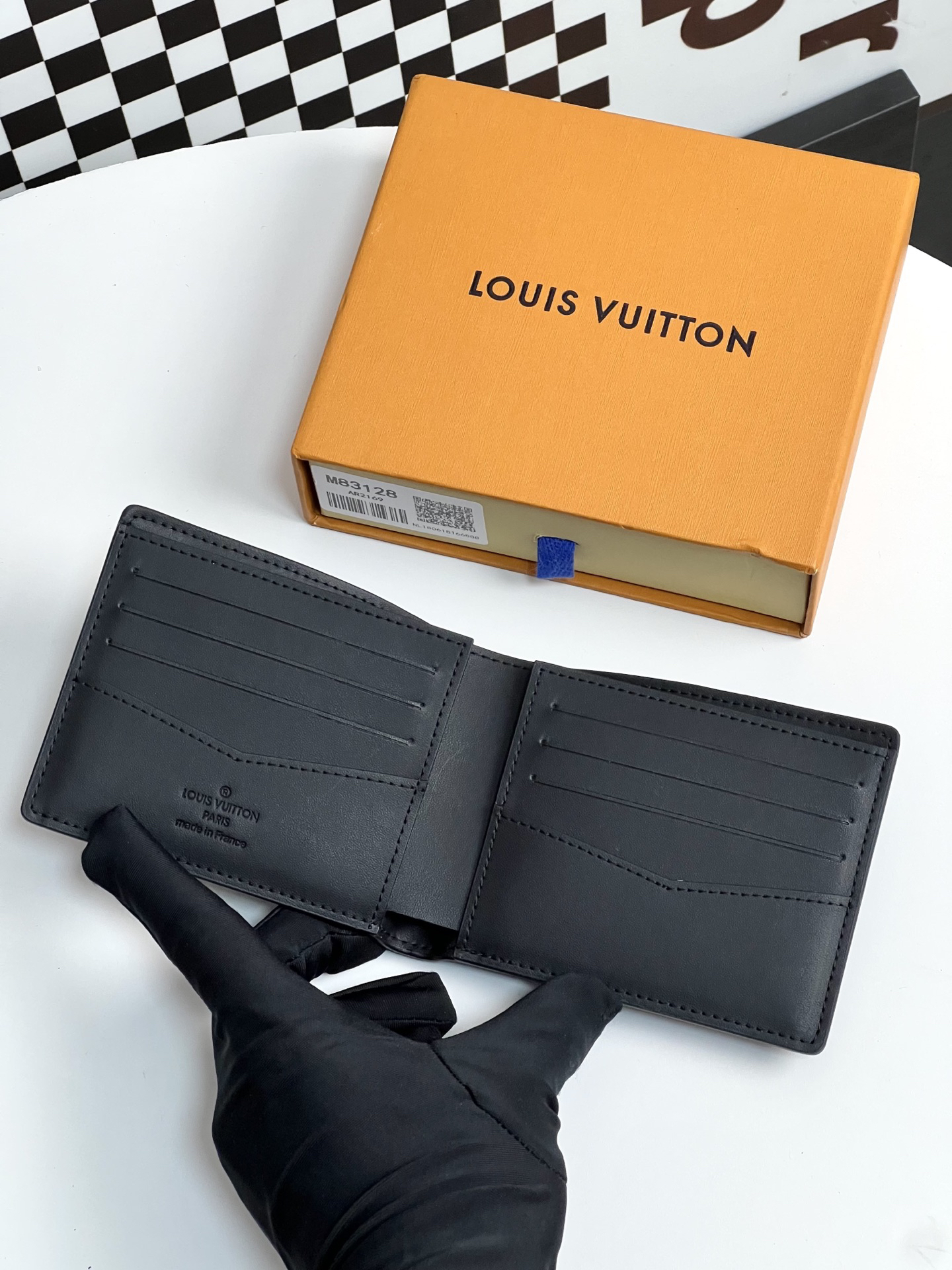 ルイ・ヴィトン「Louis Vuitton」レザーポケットウォレット