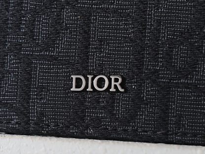 ディオール「Dior」 クラシックな高級品さいふ