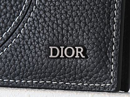 ディオール「Dior」 クラシックな高級品さいふ