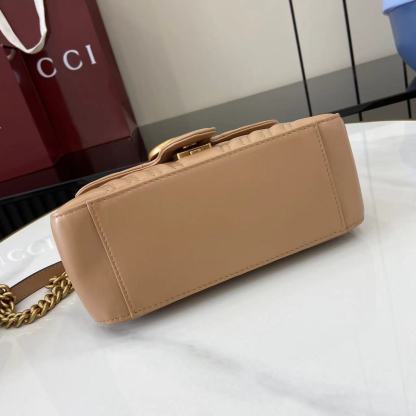 グッチ GUCCI 547260 ハンドバッグ レディース ブランド 正規品 代金引換可